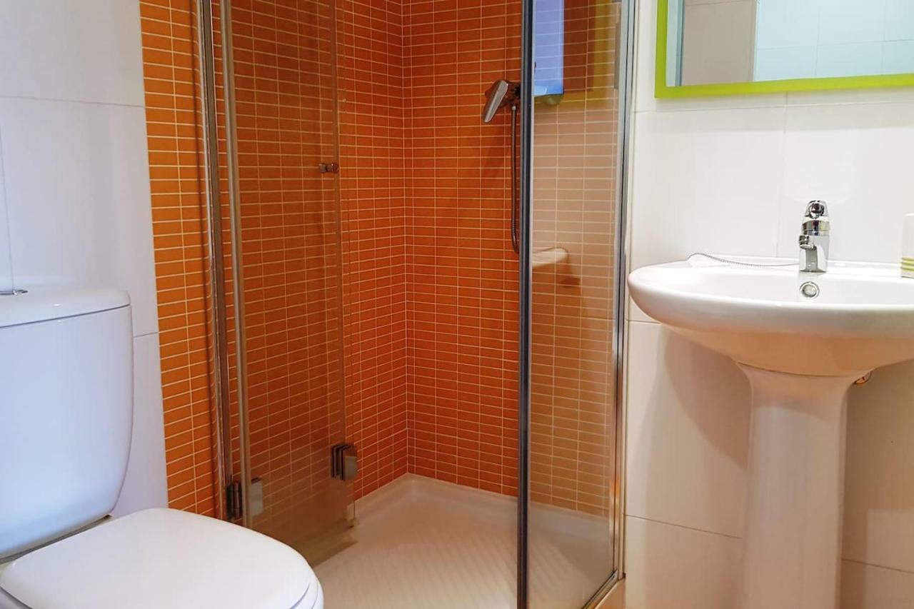 شقة Lauredal - Atico Con Amplia Terraza, 2 Hab, 2 Banos - Vut-2870-As خيخون المظهر الخارجي الصورة